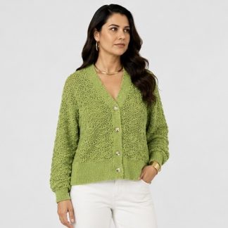 Cárdigan verde de punto calado para mujer con botones frontales y manga larga, vista frontal.