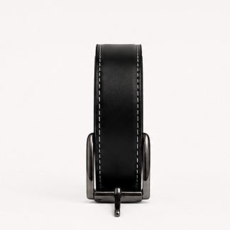 Cinturón Clásico Black de cuero para hombre con hebilla metálica color grafito.